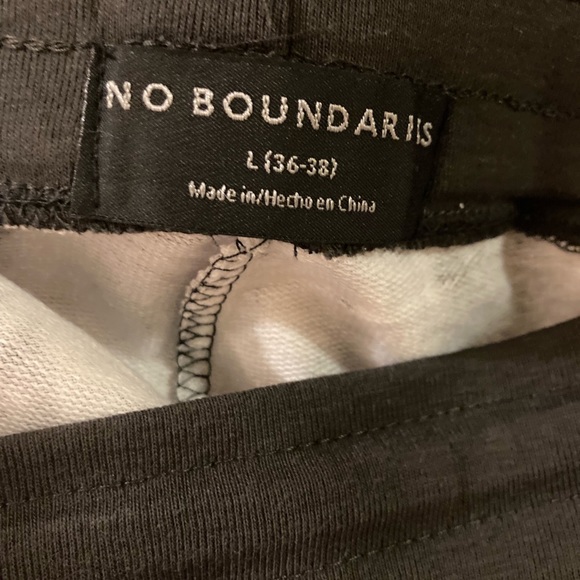 No Boundaries lounge shorts - Picture 5 of 5